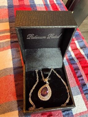 NEW Gold Coast Platinum Plated Purple Teardrop Pendant Necklace 22” Chain